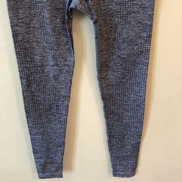 Gymshark Seamless Cropped Leggings - Picture 3 of 6